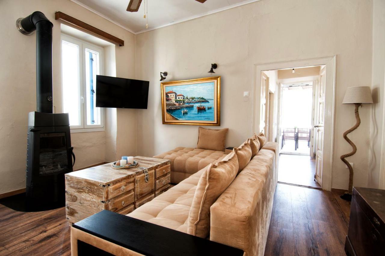 The Veranda Of Gavrion-Exclusive, Centrally Located With Seaview Zewnętrze zdjęcie